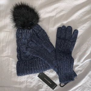 Banana Republic faux fur hat and gloves